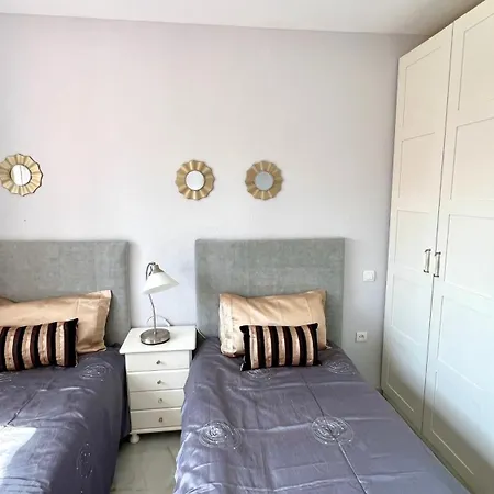 4 Bedroom Townhouse Near The Beach Сasa de vacaciones