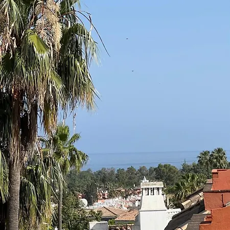 Holiday home 4 Bedroom Townhouse Near The Beach Estepona