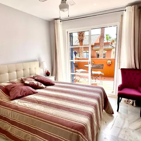4 Bedroom Townhouse Near The Beach * Estepona
